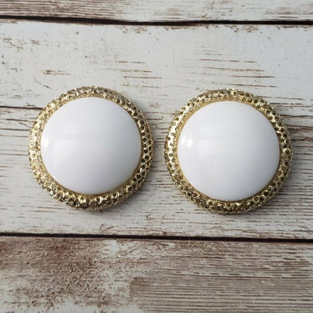 Vintage Clip On Earrings Large White Circle with Patterned Gold Tone Halo